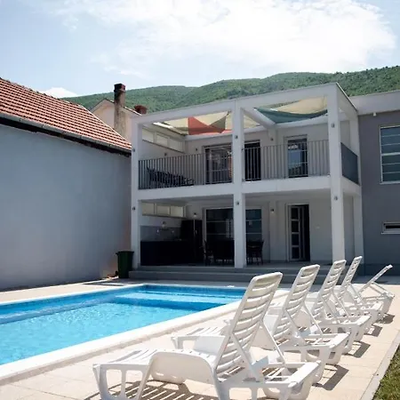 Aqua Villa Mostar
